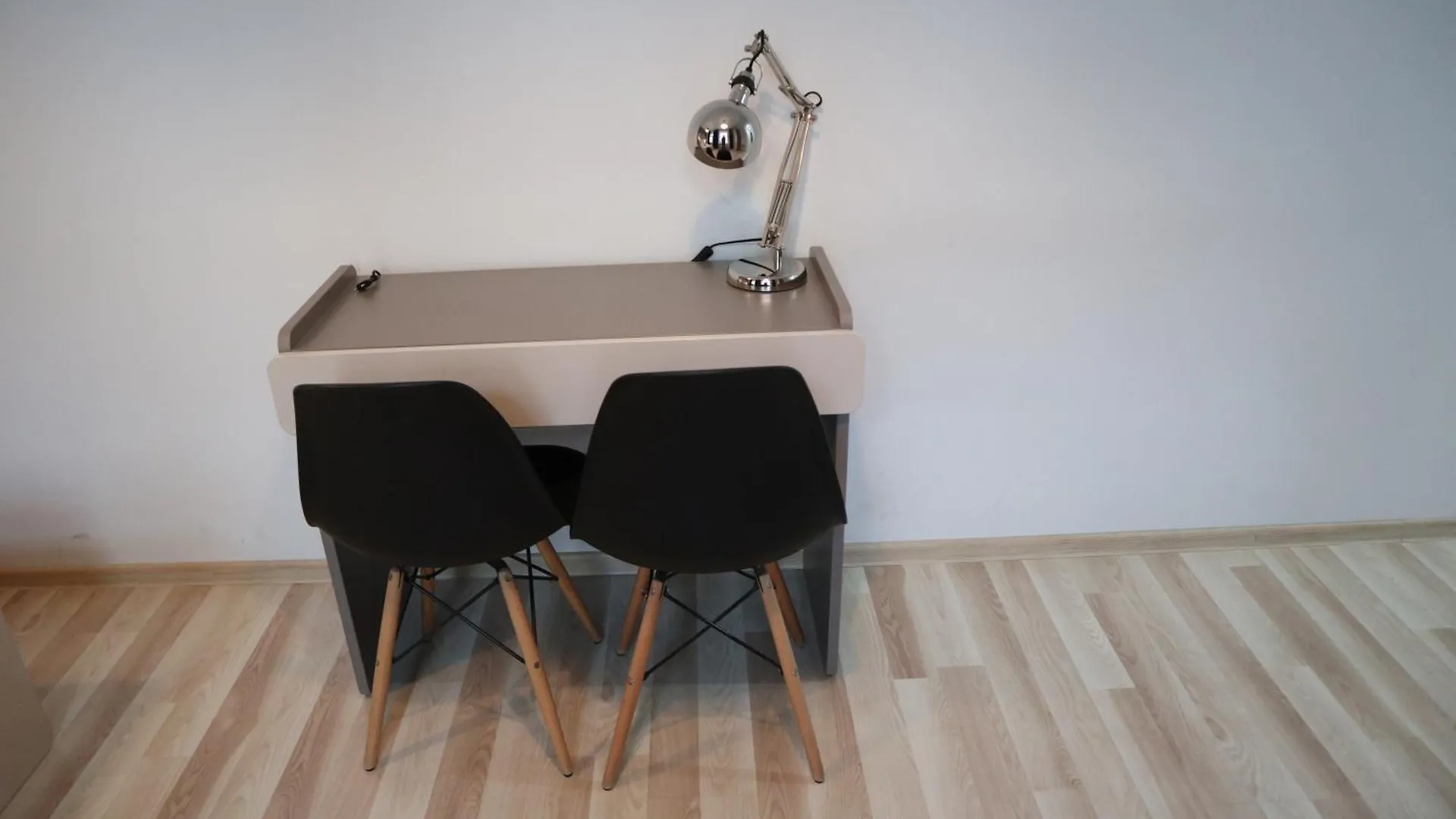 Mimosa Rooms Poznan Homestay