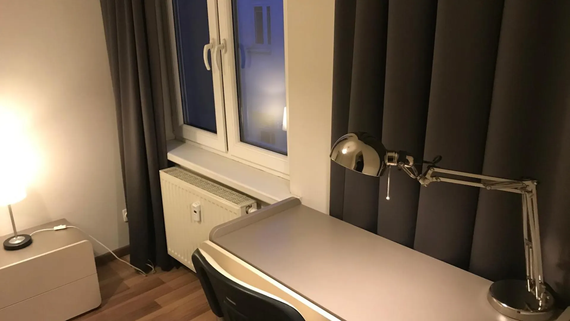Mimosa Rooms Poznan Homestay