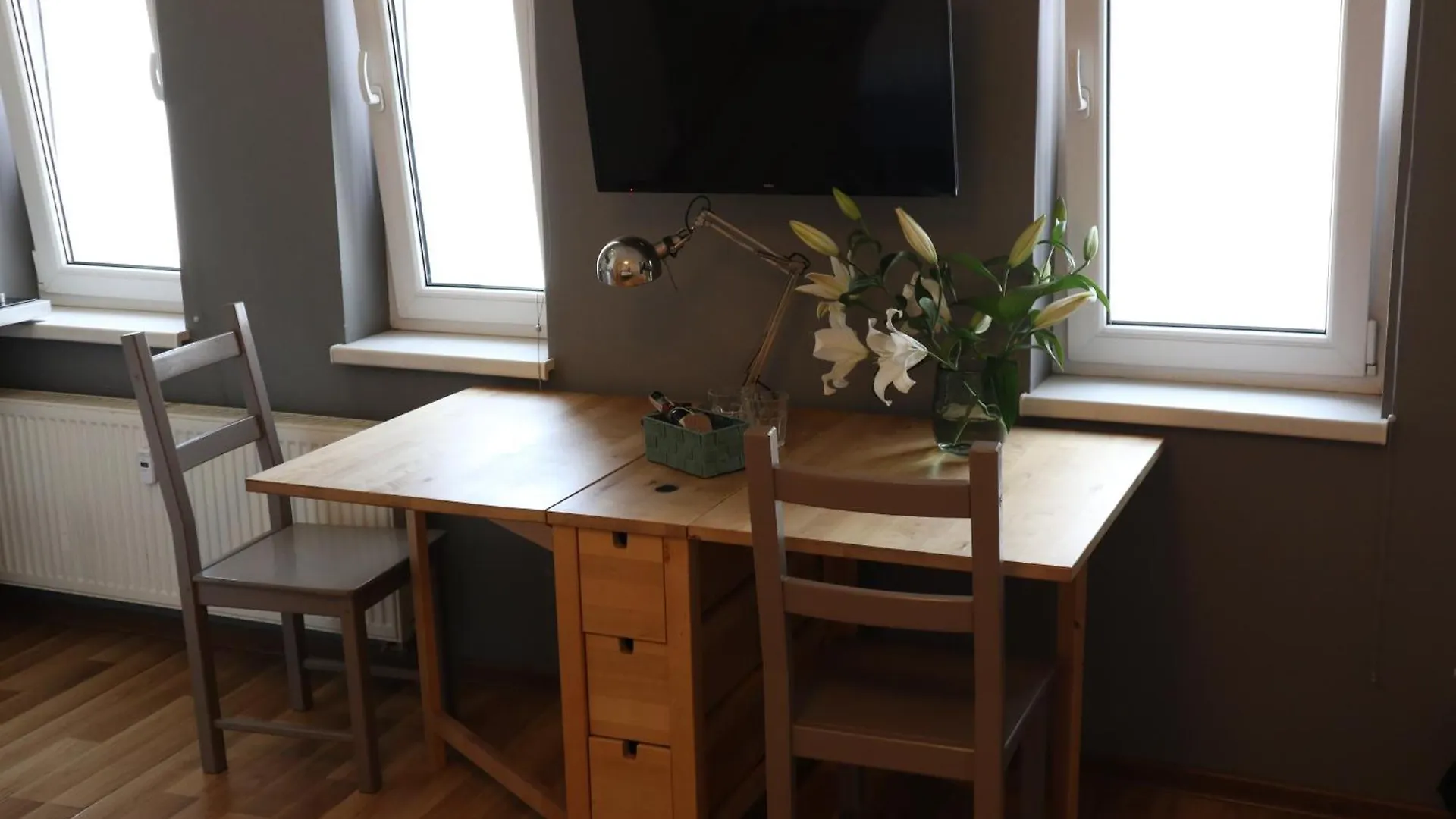 Mimosa Rooms Poznan Homestay