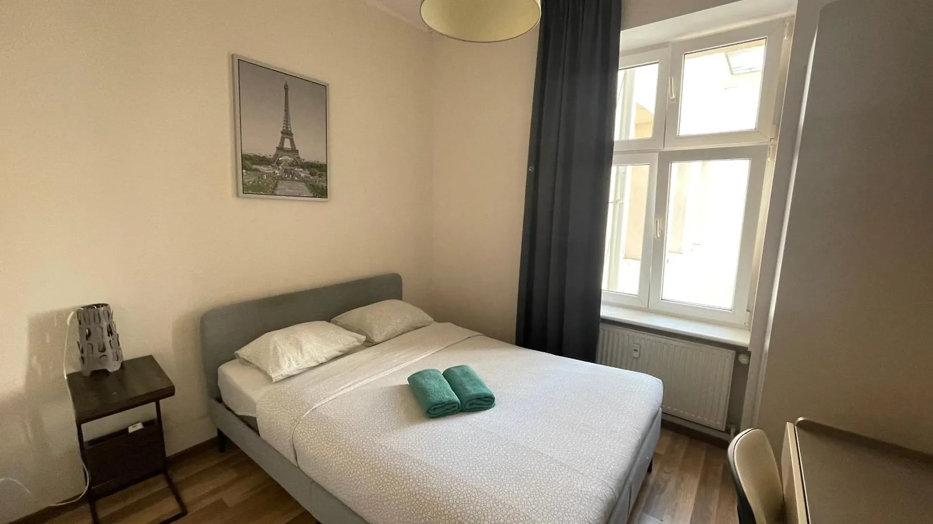 Mimosa Rooms Poznan Homestay