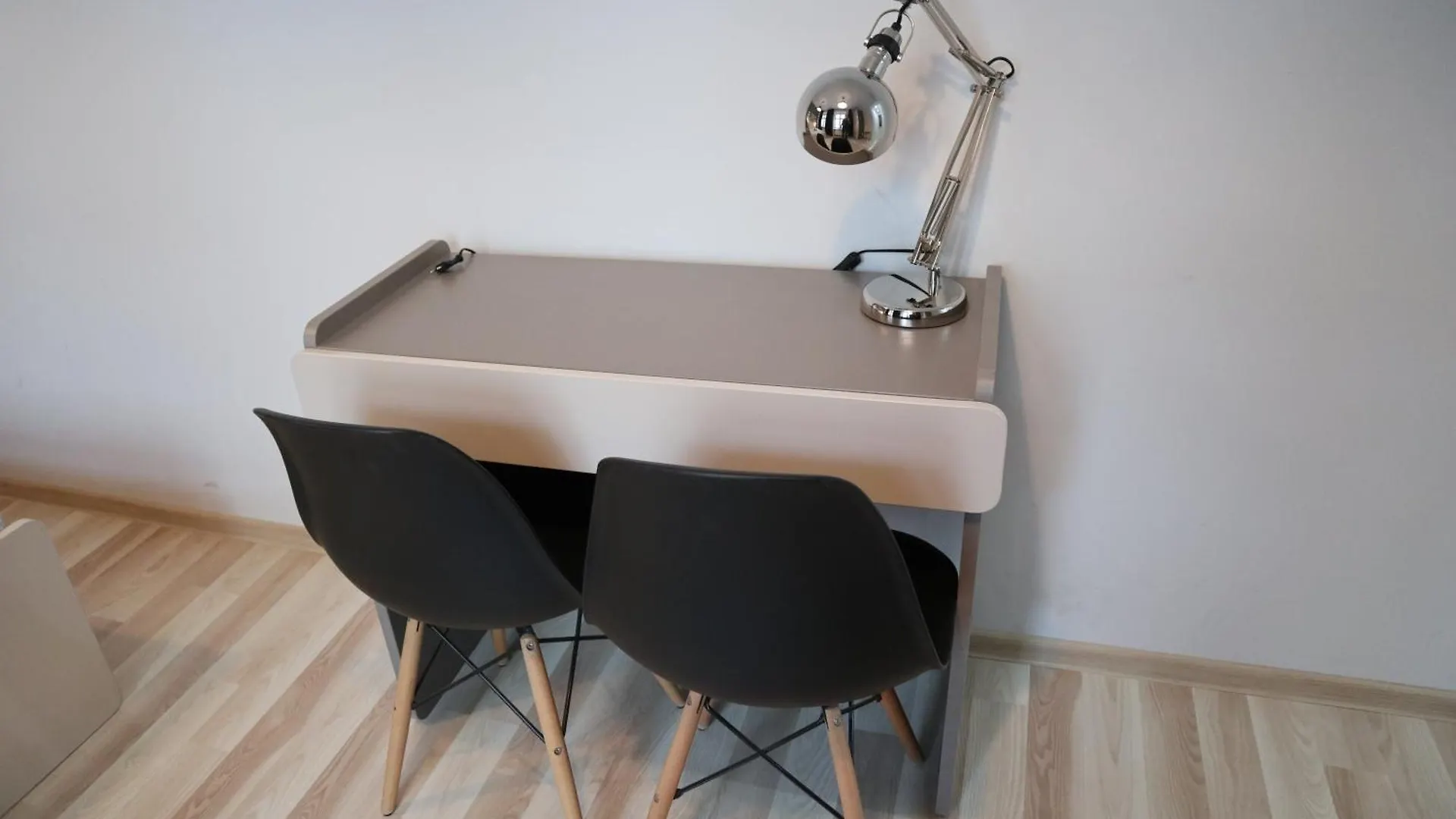 Mimosa Rooms Poznan Homestay