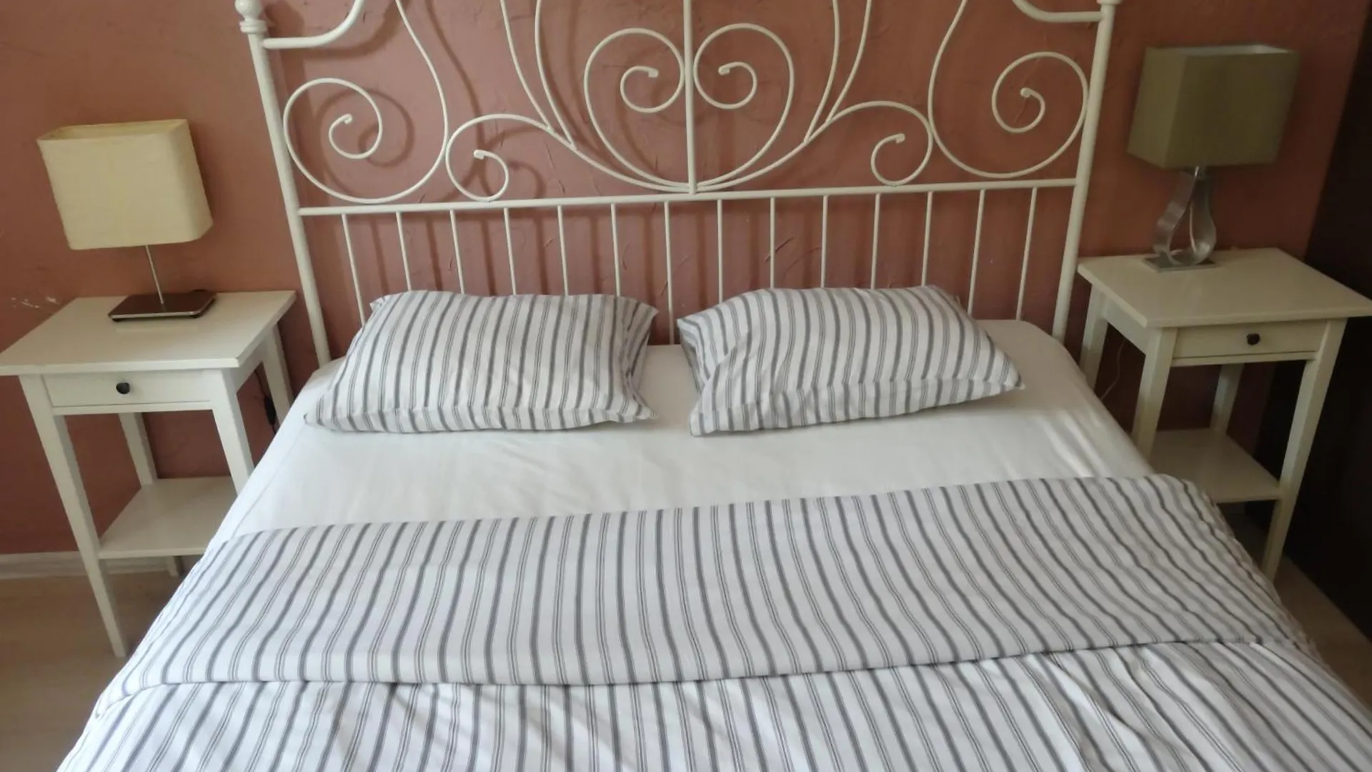Mimosa Rooms Poznan 0*,  Poland